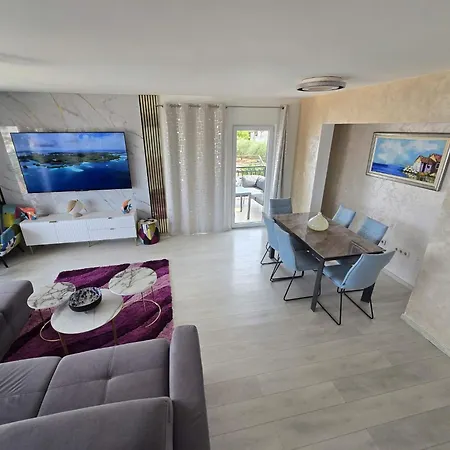 Lux Adriatica 3 By Interhome